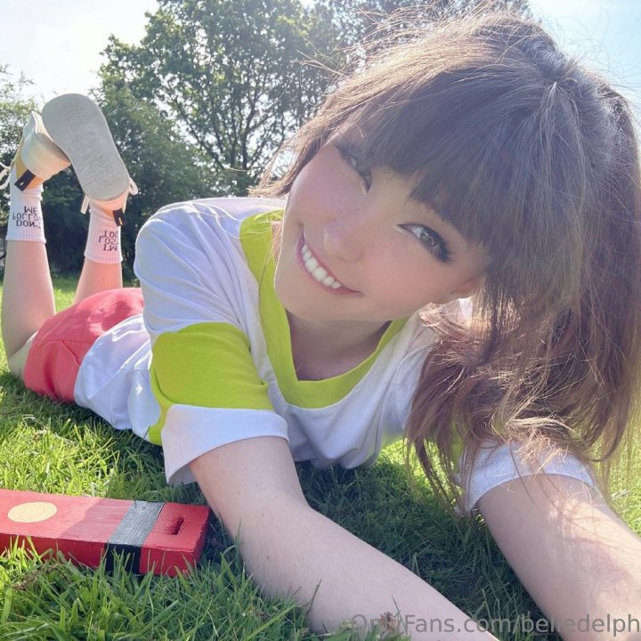 belle delphine chihiro cosplay outdoor onlyfans set leaked