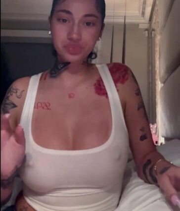 bhad bhabie sexy nipple pokies top snapchat video leaked pnpdvh 364x455 1