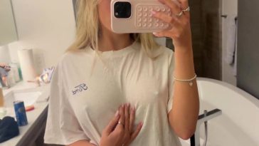 breckie hill nipple pokies boobs play selfie video leaked 2 1024x686 1