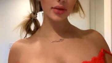 breckie hill nude nipple slip onlyfans video leaked nwwvxd 364x648 1