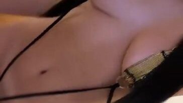 Camilla Araujo Nude Dildo Masturbation OnlyFans Video Leaked 7 camilla araujo nude dildo masturbation onlyfans video leaked afyley 364x649 1