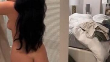 Camilla Araujo Nude POV Shower Blowjob OnlyFans Video Leaked 11 camilla araujo nude pov shower blowjob onlyfans video leaked mgcmdr 364x659 1