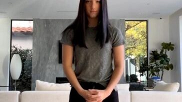 charli damelio tight jeans dance video leaked bveydi 364x647 1