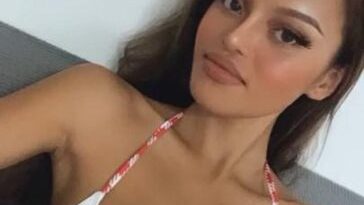 darcylovesyou bikini tits reveal onlyfans video leaked bpcqbt 364x647 1