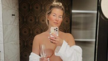 kat wonders nude mirror bath robe strip onlyfans set leaked luszgc 364x477 1