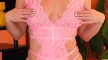 kat wonders weekly 243 patreon video leaked ppeyul 364x532 1