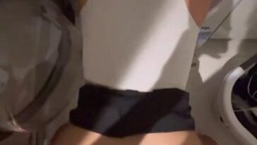 lily lanes nude pov stuck sex onlyfans video leaked xerbhl 364x647 1