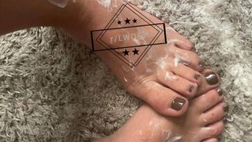 Lizzy Wurst Bare Feet Lotion Onlyfans Set Leaked 6 lizzy wurst bare feet lotion onlyfans set leaked kgvukr 364x485 1