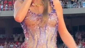 taylor swift camel toe bodysuit video leaked smhvzm 364x647 1