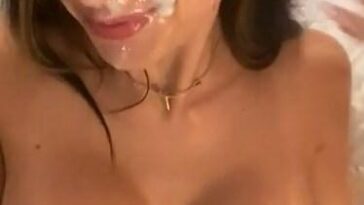 Urfavbellabby Blowjob Cumshot Facial OnlyFans Video Leaked 7 urfavbellabby blowjob cumshot facial onlyfans video leaked ywiefc 364x701 1