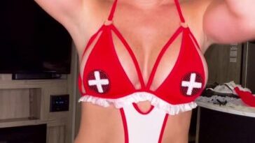 Vicky Stark Nude Costumes Try On Onlyfans Video Leaked 7 vicky stark nude costumes try on onlyfans video leaked tiyofa 364x647 1