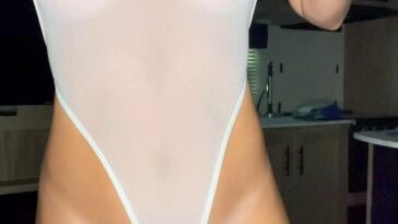 vicky stark nude sheer white bathing suits onlyfans video leaked bmlsgw 364x647 1