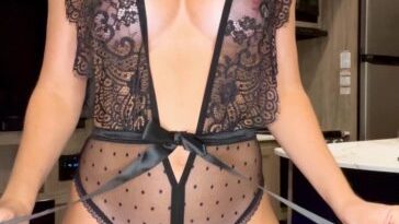 vicky stark pussy black outfits try on onlyfans video leaked lphspl 364x647 1