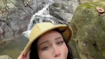 Auhneesh Nicole Outdoor Blowjob OnlyFans Video Leaked 9 auhneesh nicole outdoor blowjob onlyfans video leaked cgemqr 364x647 1