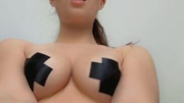 Lauren Alexis Nude POV Riding Sex Onlyfans Video Leaked 10 lauren alexis nude pov riding sex onlyfans video leaked qdlxax 364x647 1