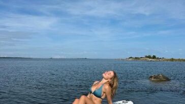 melina goransson sexy bikini paddleboarding onlyfans set leaked xcdnjz 364x455 1