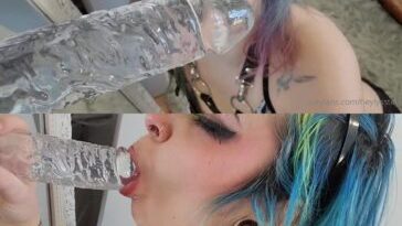 heylyssten dildo blowjob close up onlyfans video leaked fiigvd 364x410 1