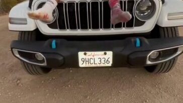 ashley aoki nude outdoor desert sex onlyfans video leaked tzaytw 364x647 1