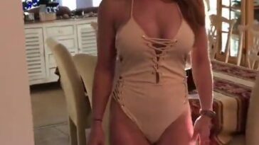 banshee moon xmas lingerie tease onlyfans video leaked lpxbuh