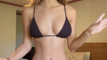 emily feld ass bikini thong sunroom video leaked ndibim