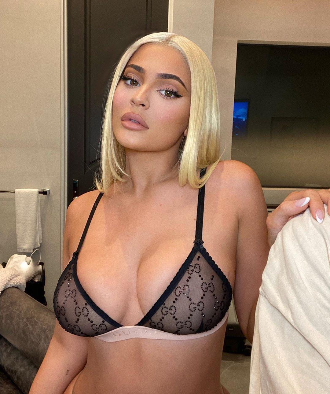 kylie jenner sheer see through lingerie nip slip set leaked irllam