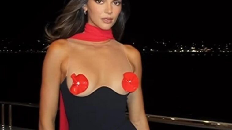 kendall jenner pasties dress candid video leaked hbyriv
