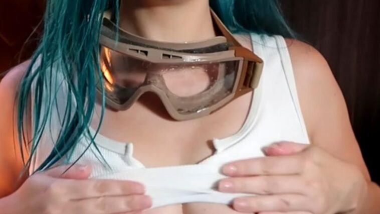 Meg Turney Nip Slip Onlyfans Video 2 meg turney nip slip onlyfans video ijipnd