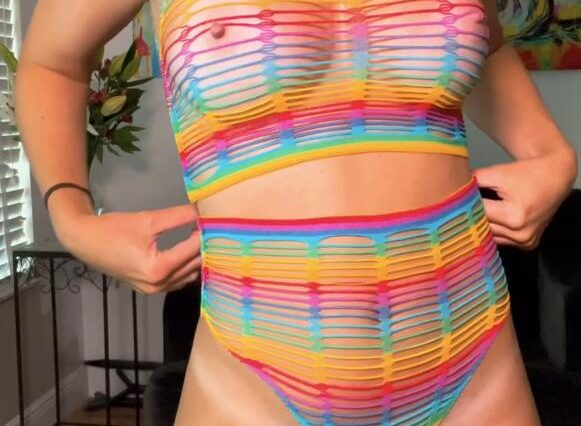 vicky stark colorful crochet outfit try on onlyfans video leaked wucqmr