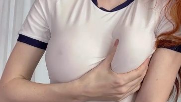 amouranth boob squeeze onlyfans video leaked cuukbs